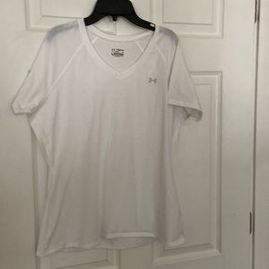 Under Amour Womens T-shirt